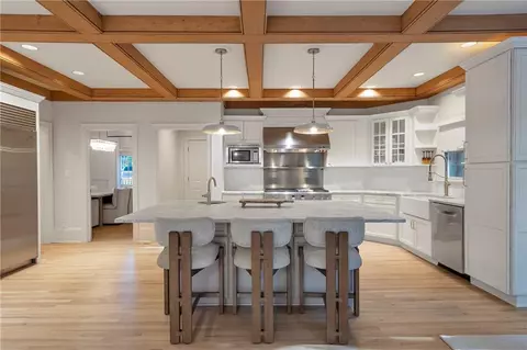 Kitchen - 325 White Columns Ct, Milton, GA 30004 photo 4 of 5