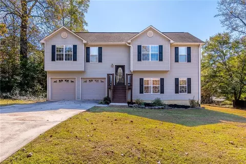 5014 Red Oak Ln, Gainesville, GA 30506