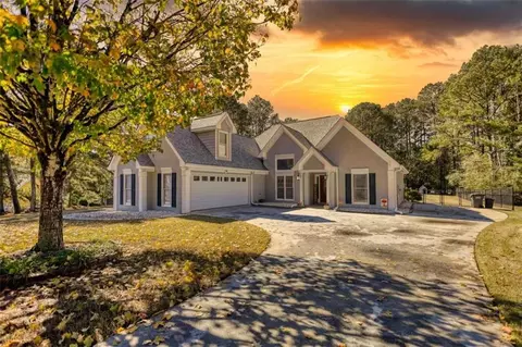 303 Landon Dr SE, Conyers, GA 30094
