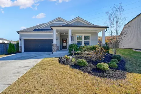 330 Davis Ln, Woodstock, GA 30188