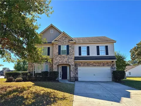 206 Christopher Dr, Byron, GA 31008