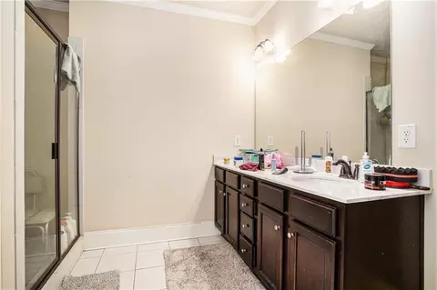 Bath - 70 Cowan Rdg, Covington, GA 30016 photo 2 of 4