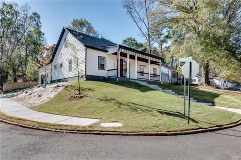 1318 Bluefield Dr SW, Atlanta, GA 30310