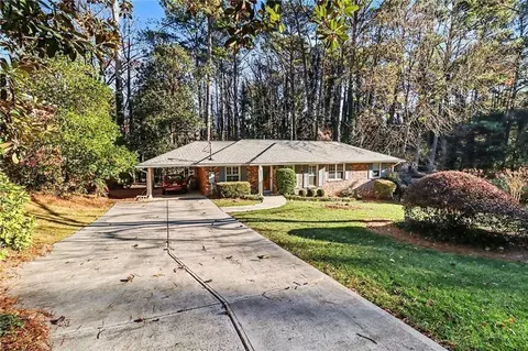 1777 Rosalind Dr NE, Atlanta, GA 30329