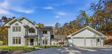 1799 Mountain Farm Rd, Woodstock, GA 30188