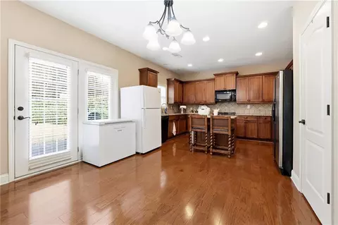 1669 Centerville Dr, Buford, GA 30518 photo 10