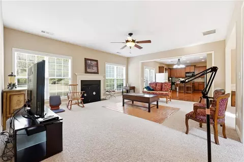 1669 Centerville Dr, Buford, GA 30518 photo 7