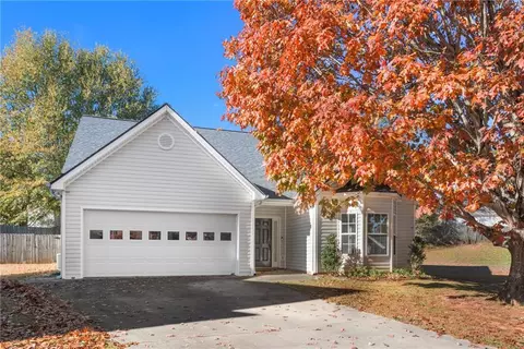 826 Hampton Way, Canton, GA 30115