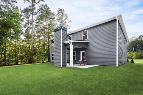 Exterior - 142 Post Oak Dr, Jackson, GA 30233 photo 3 of 5