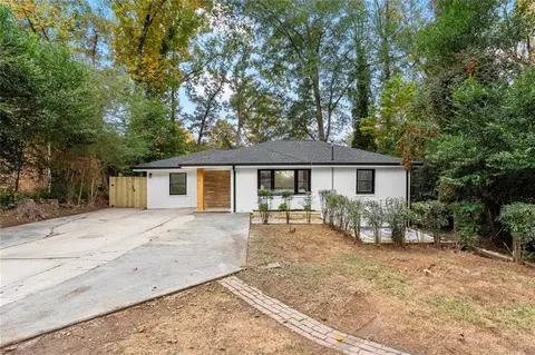2875 Monterey Dr, Decatur, GA 30032