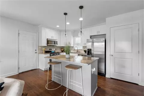 2474 Habersham Dr, Decatur, GA 30032