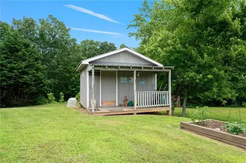 Exterior - 404 Davis Rd W, Fairmount, GA 30139 photo 6 of 13