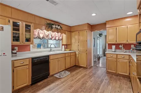 Kitchen - 404 Davis Rd W, Fairmount, GA 30139 photo 4 of 4