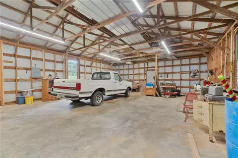 Exterior - 404 Davis Rd W, Fairmount, GA 30139 photo 8 of 13