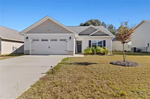 199 Red Tail Cir, Byron, GA 31008
