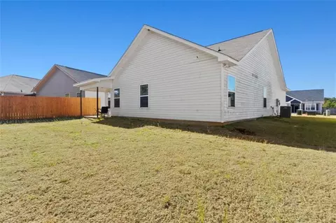 Exterior - 199 Red Tail Cir, Byron, GA 31008 photo 5 of 6
