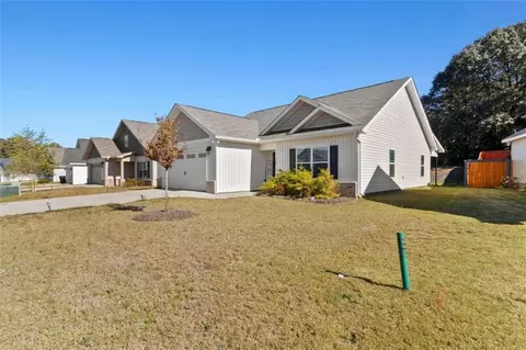 Exterior - 199 Red Tail Cir, Byron, GA 31008 photo 2 of 6
