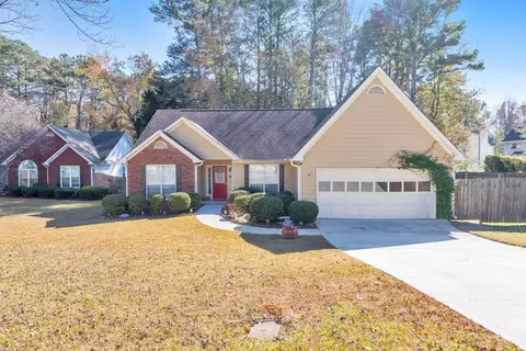 868 Ashley Crossing Ln, Lawrenceville, GA 30043