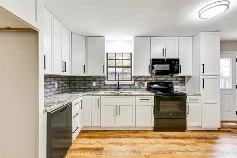 122 Capitol Ave, Winder, GA 30680 photo 11