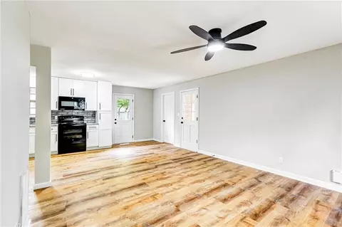 122 Capitol Ave, Winder, GA 30680 photo 5