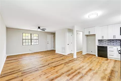 122 Capitol Ave, Winder, GA 30680 photo 6