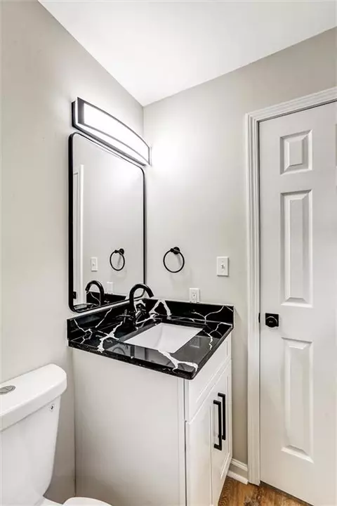 122 Capitol Ave, Winder, GA 30680 photo 18