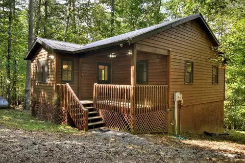 39 Pond Rd, Epworth, GA 30541