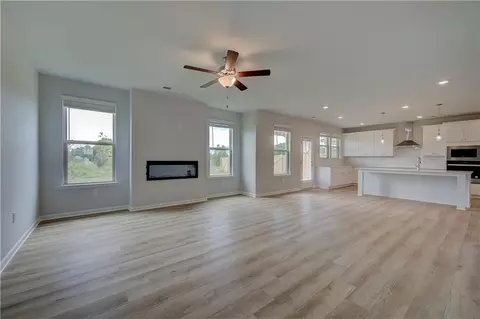 Living - 2811 Dolce Rd, Dacula, GA 30019 photo 2 of 4