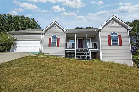 1550 Twin Manor Dr, Loganville, GA 30052