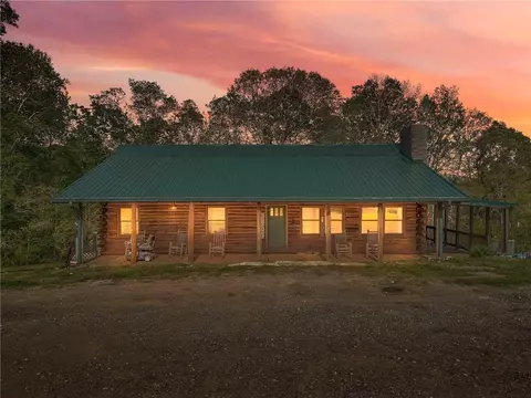 1288 Reavesville Rd, Bowdon, GA 30108
