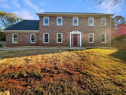 4039 Lakeland Hills Dr, Douglasville, GA 30134