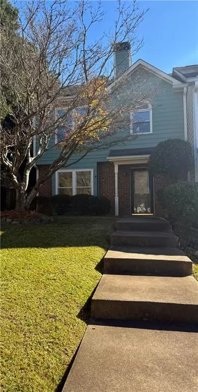 243 Triple Oaks Dr, Tucker, GA 30084