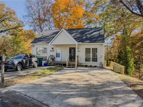 5033 David Pl SE, Smyrna, GA 30082