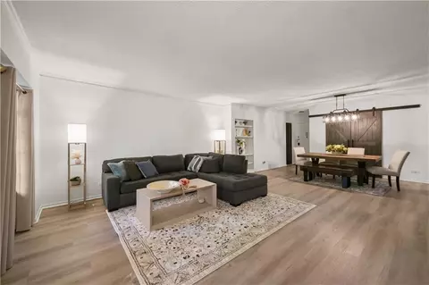 3648 Peachtree Rd NE #1A, Atlanta, GA 30319