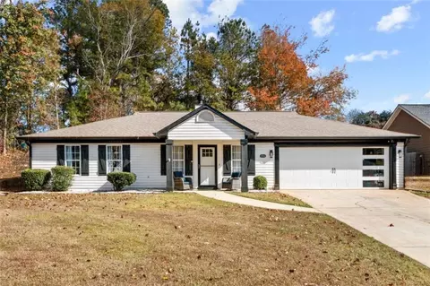 2254 Valley Wood Dr, Lawrenceville, GA 30044
