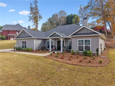 5862 Bay View Dr, Buford, GA 30518