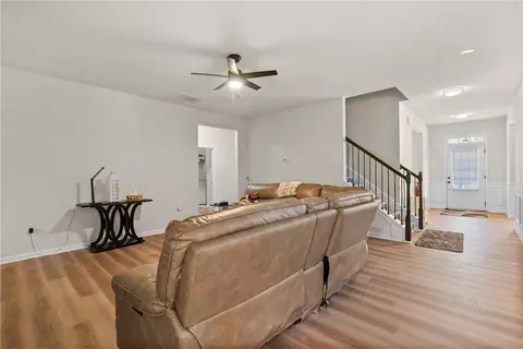 Entry Way - 601 Stream Ct, Fairburn, GA 30213 photo 2 of 6
