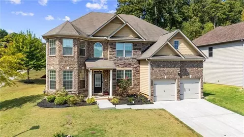 Exterior - 601 Stream Ct, Fairburn, GA 30213 photo 2 of 3