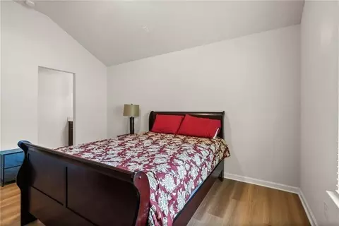 Bedroom - 601 Stream Ct, Fairburn, GA 30213 photo 6 of 8