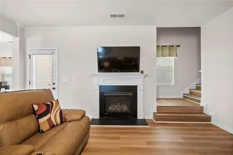 Living - 601 Stream Ct, Fairburn, GA 30213 photo 2 of 5