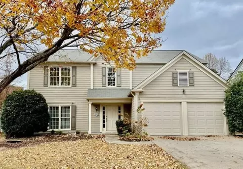 2095 Eagle Nest Blf, Lawrenceville, GA 30044