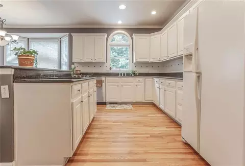 110 Sutton Ct, Tyrone, GA 30290 photo 13