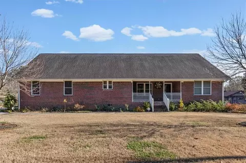 11 Paige St, Cartersville, GA 30121