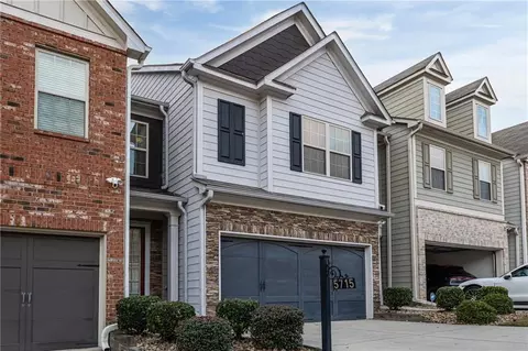 5715 Radford Loop, Fairburn, GA 30213 photo 3