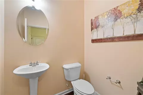 5715 Radford Loop, Fairburn, GA 30213 photo 9