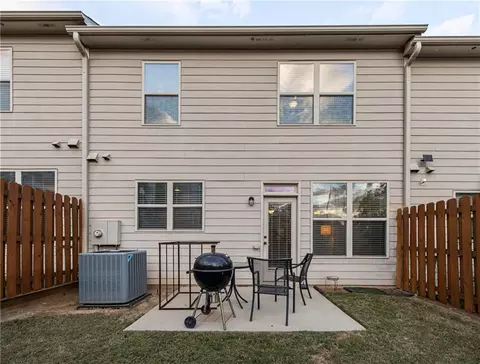 5715 Radford Loop, Fairburn, GA 30213 photo 17