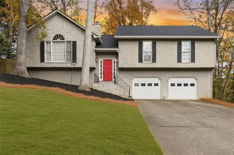 1865 Hickory Creek Ct NW, Acworth, GA 30102