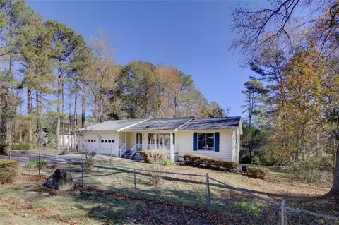 2531 Hill Cir, Conyers, GA 30012