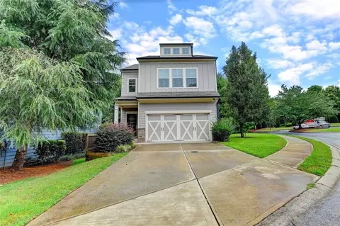 6096 Apple Grove Rd, Buford, GA 30519