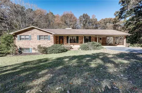 390 Foster Lusk Rd SE, Calhoun, GA 30701